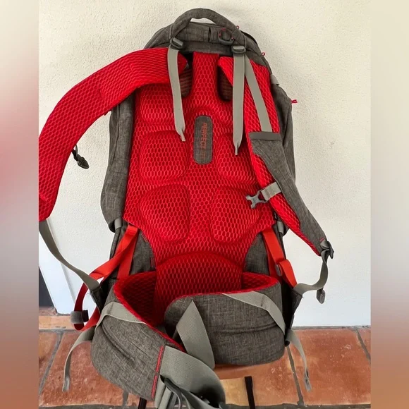 Kelty Redwing 50 Reserve Backpack - Gray and Red - Picture 7 of 13